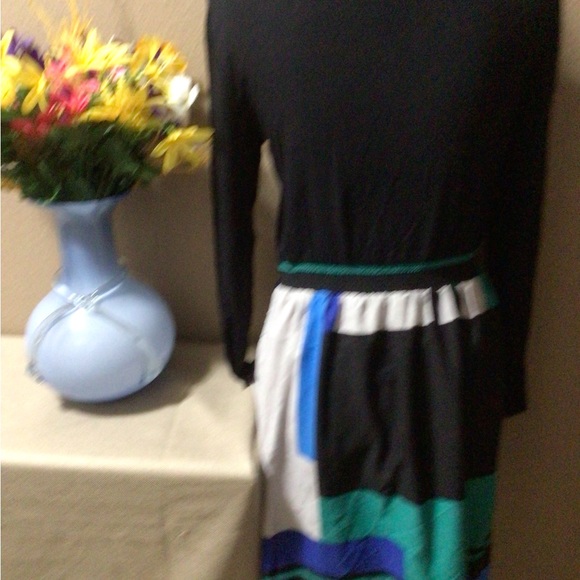 GEOMETRIC COLORFUL DRESS - Picture 5 of 10